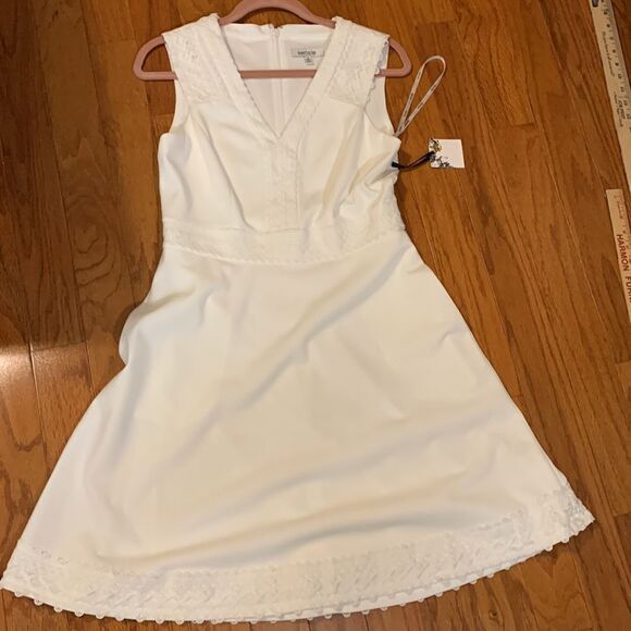 Kensie Sz 8 stretch embroidery detail zippered sleeveless v-neck cocktail dress - Picture 8 of 12